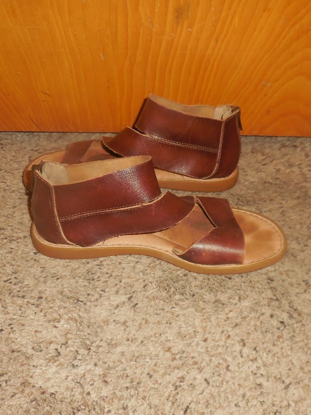 Born Brown Leather Sandals 7 - Picture 2 of 5